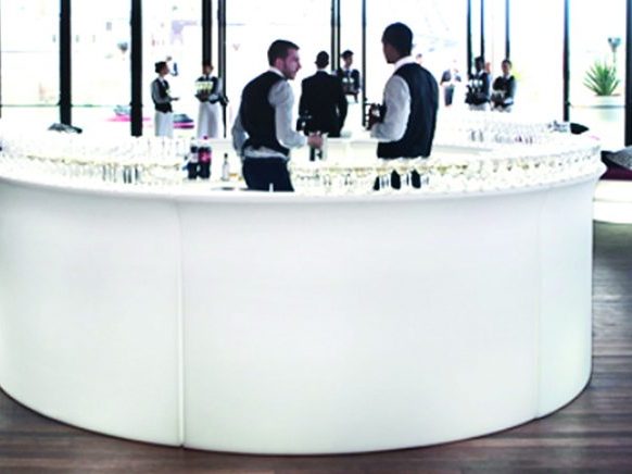 Desk bar - mobilier lumineux à louer