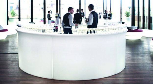 Desk bar - mobilier lumineux à louer