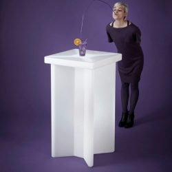 table mange debout led en location