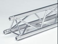truss trilight en location