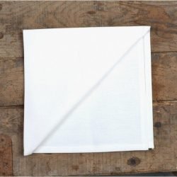 Location de serviette en tissu blanche 50 X 50 cm
