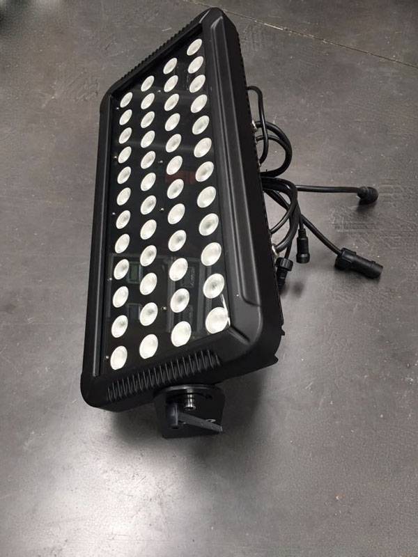 Location éclairage : projecteur architectural "City Wash" LED 48x10Watts